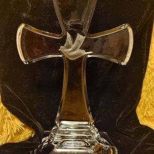 Crystal cross figurine